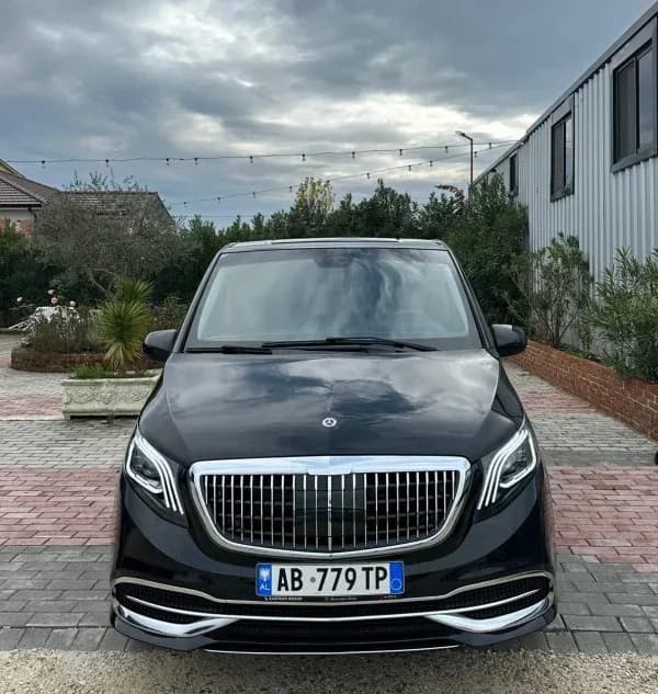 Mercedes Benz V-Class 3