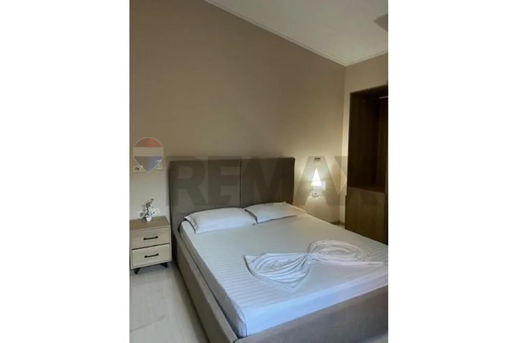 Hotel Për Shitje, 17 Dhoma e vendosur në Komuna e Parisit, Tiranë | Shqipëri 2