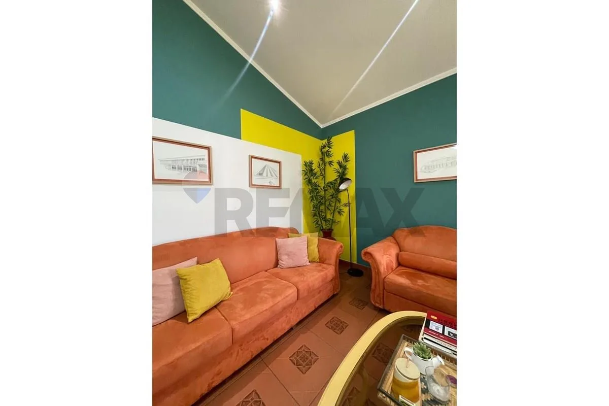 Jepet apartament 2+1 ne nje nga zonat me te preferuara ne Bllok. 3